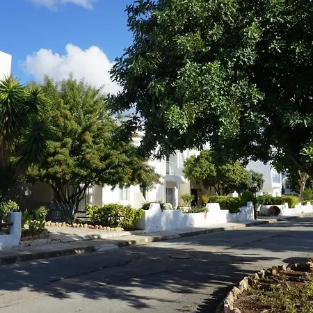 Gardens, Near Apartment *